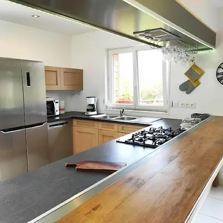 Holiday Home Near Lake And Leisure In Clos Du Bannet, Cleaning Included